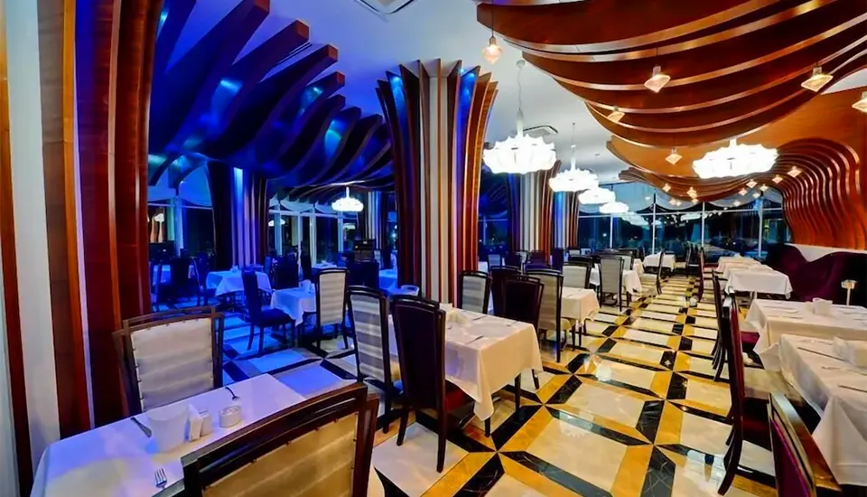 هتل وایکینگ اینفنیتی ریزورت